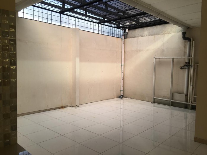 Dbeb. Rumah Dijual di Taman Picadilly Lippo Cikarang